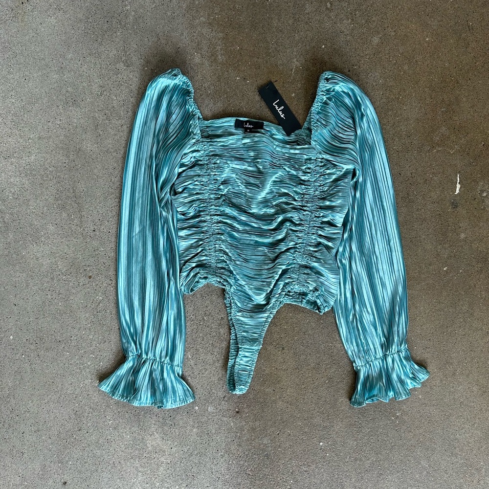 NWT Lulus Stunning Look Pleated Long Sleeve Ruched Bodysuit Teal Size Medium - Picture 7 of 13
